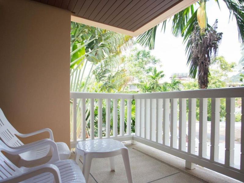 Kata Poolside Resort