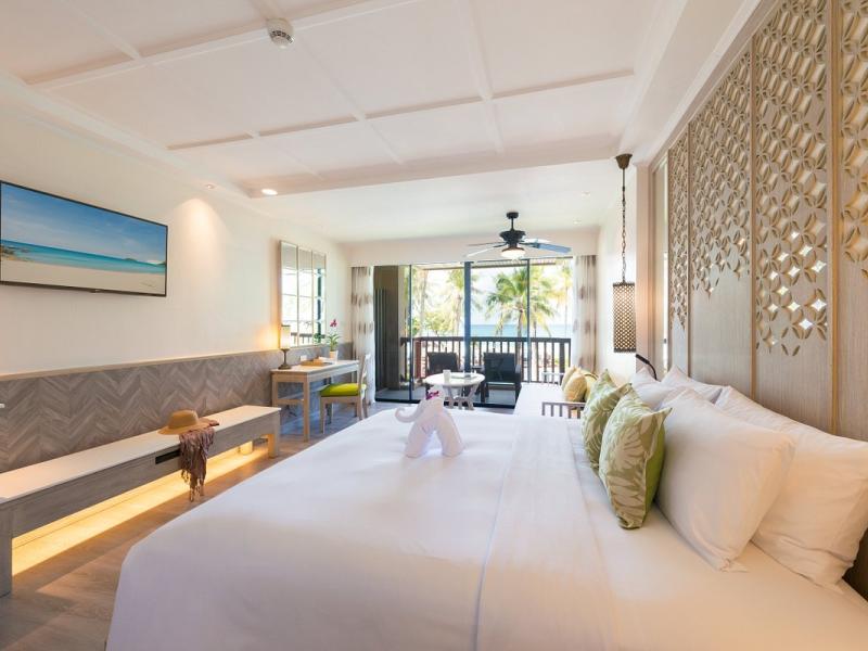 Katathani Phuket Beach Resort