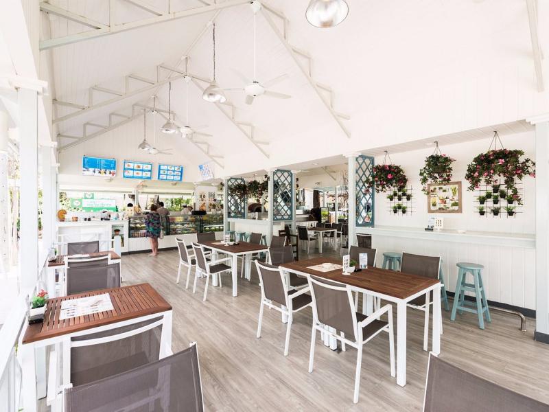 Katathani Phuket Beach Resort