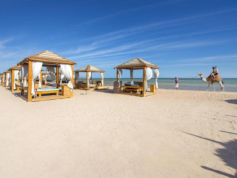 Amwaj Oyoun Resort & Casino