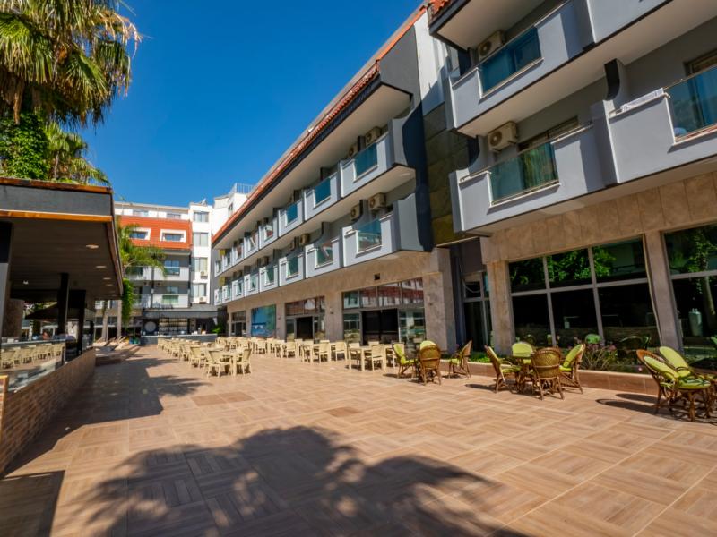 Dedeman Kemer Resort