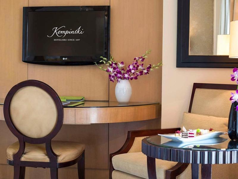 Kempinski Nile Hotel Garden City Cairo