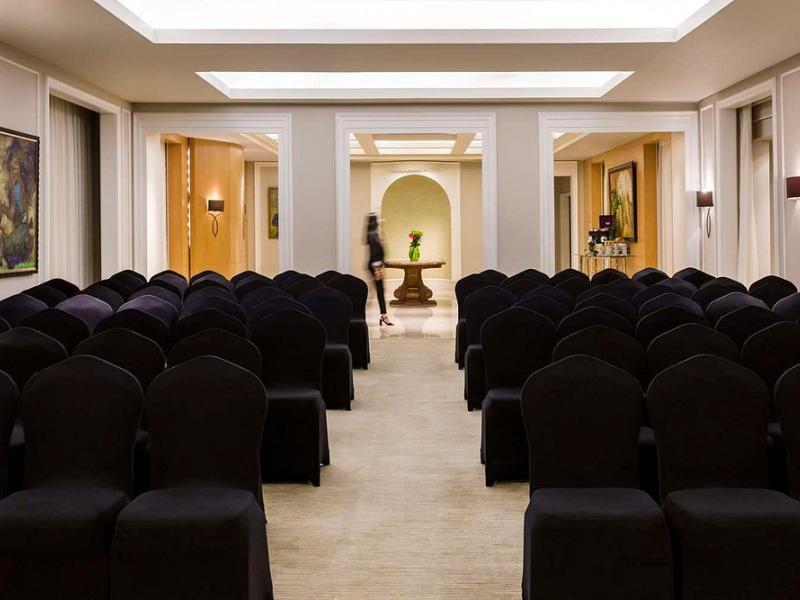 Kempinski Nile Hotel Garden City Cairo