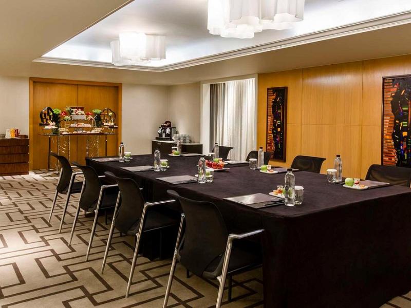 Kempinski Nile Hotel Garden City Cairo