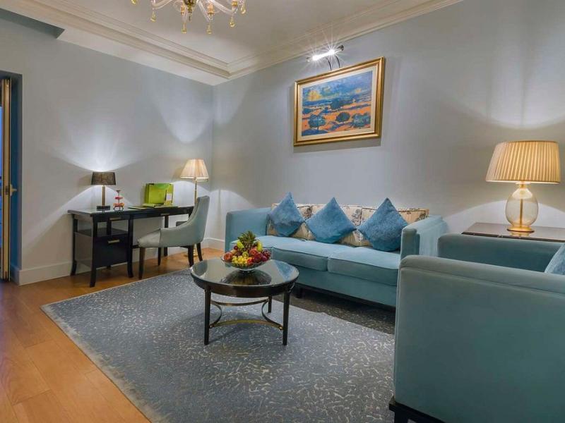 Kempinski Nile Hotel Garden City Cairo