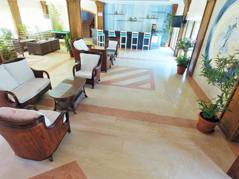 Tiana Beach Resort