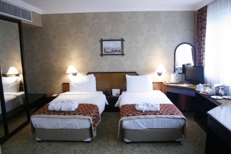 Mineo Hotel