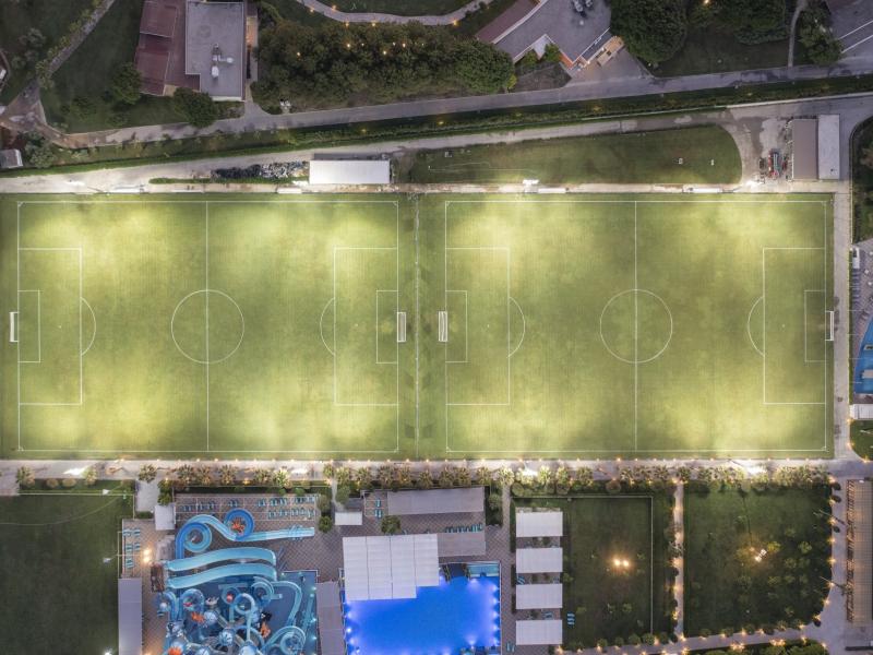 Nirvana Cosmopolitan Hotel