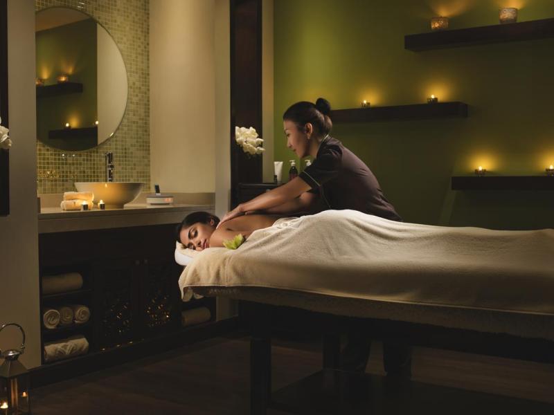 Khalidiya Palace Rayhaan by Rotana