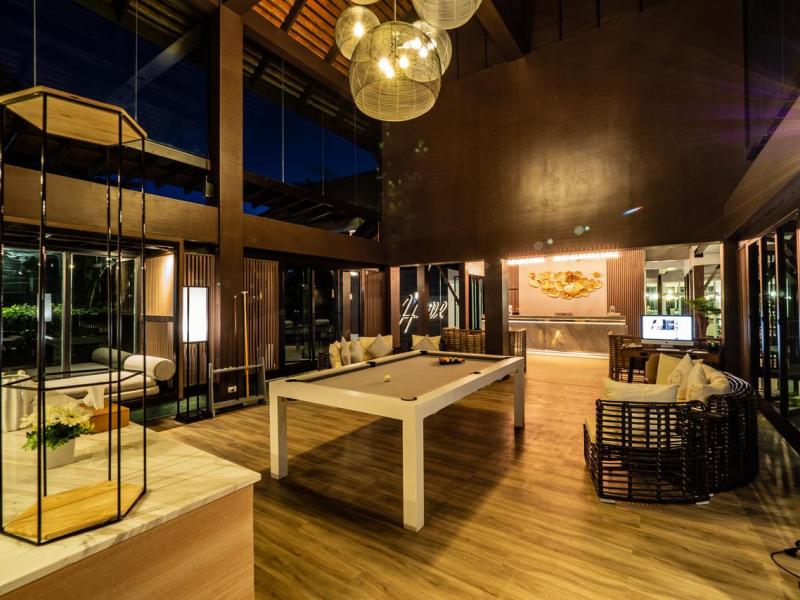 Hive Khaolak Beach Resort 
