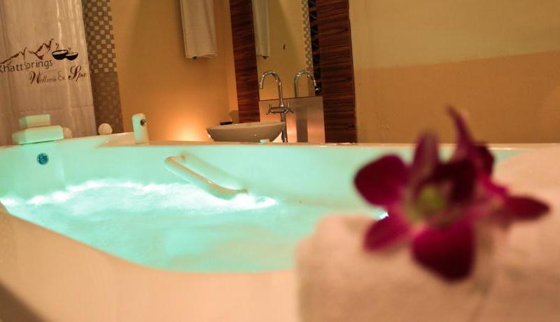 Golden Tulip Khatt Springs