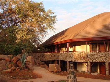 Kilaguni Serena Safari Lodge