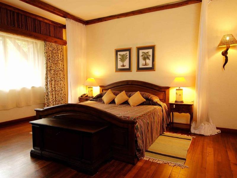 Kilaguni Serena Safari Lodge