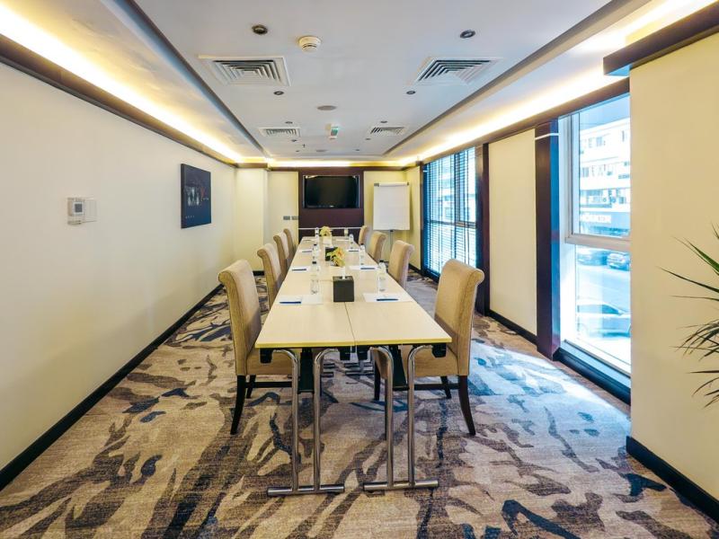 Kingsgate Hotel Abu Dhabi by Millennium