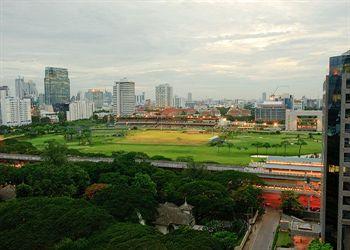 Dusit Suites Hotel Ratchadamri, Bangkok
