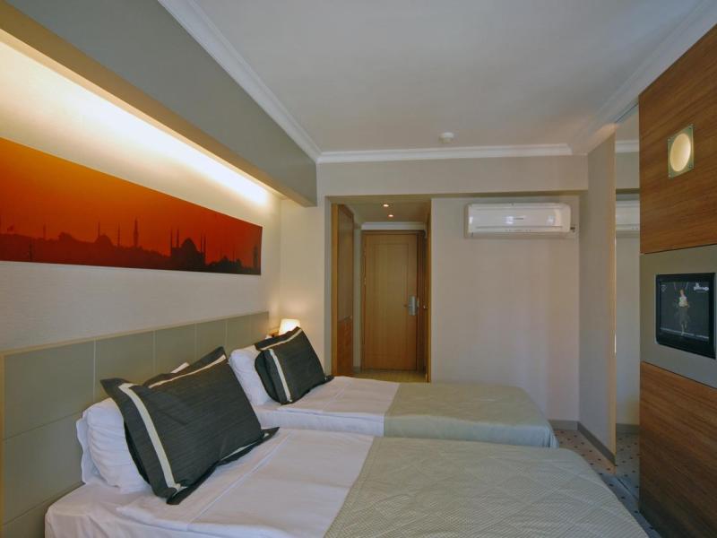 Klas Hotel