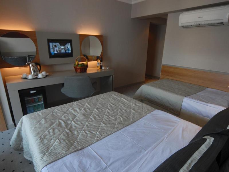 Klas Hotel