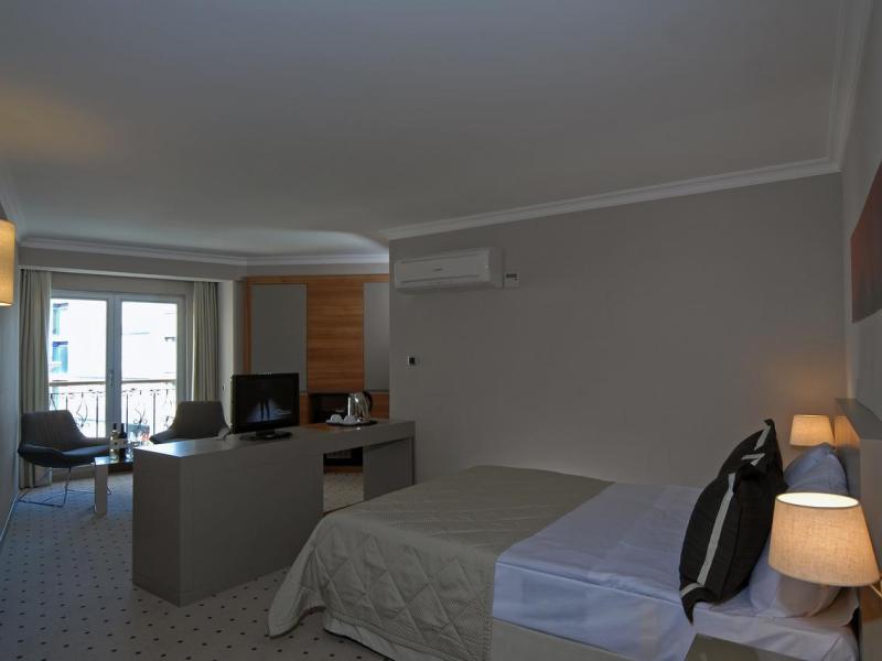 Klas Hotel