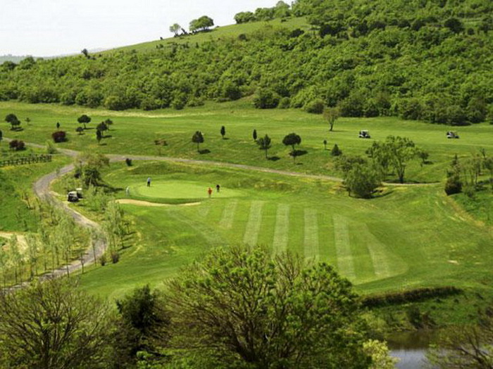 Klassis Golf & Country Club