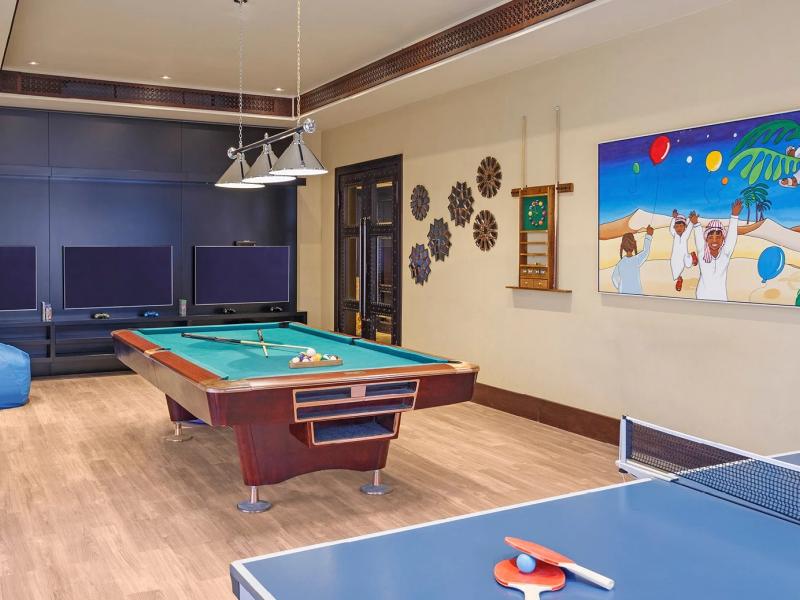 Qasr Al Sarab Desert Resort by Anantara