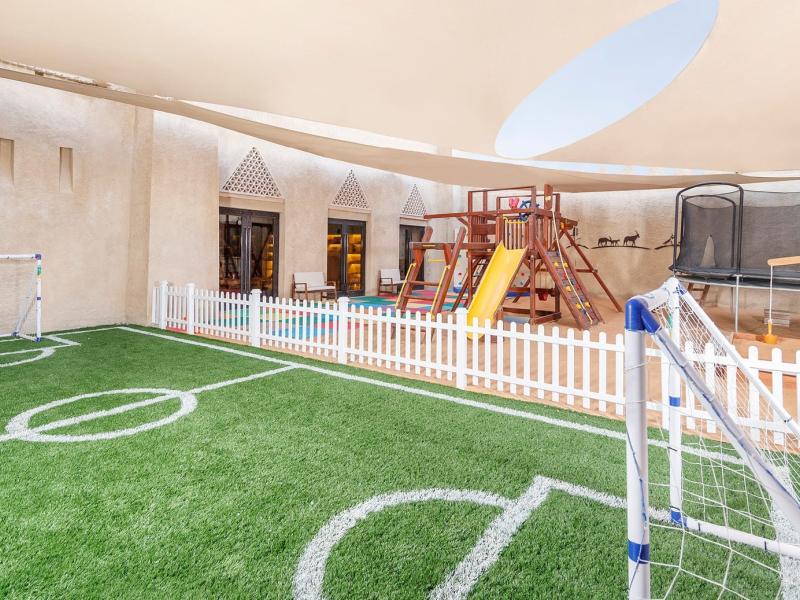 Qasr Al Sarab Desert Resort by Anantara