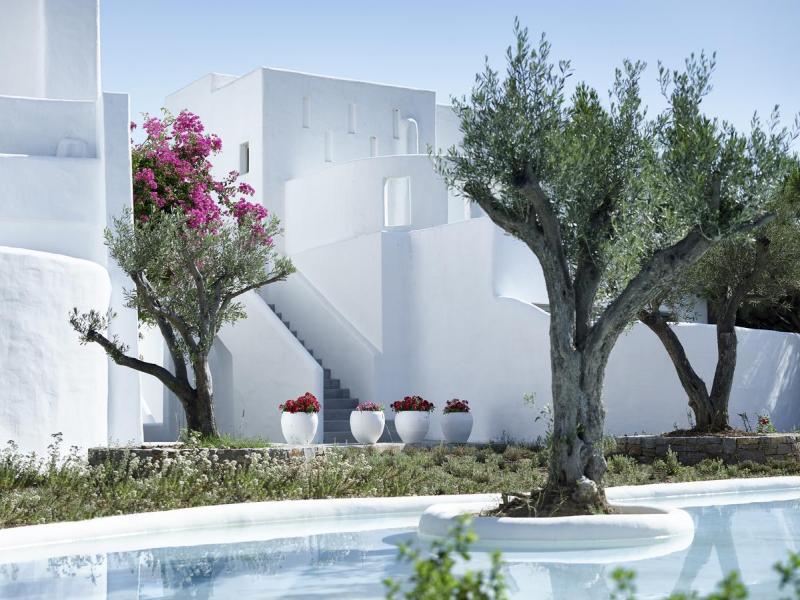 Knossos Beach Bungalows & Suites