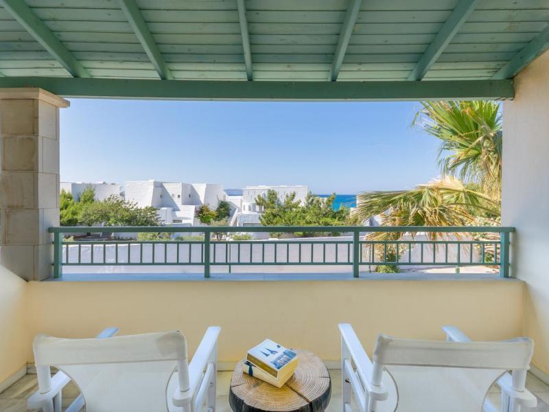 Knossos Beach Bungalows & Suites