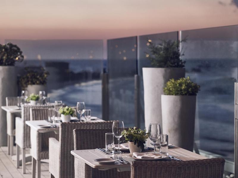 Knossos Beach Bungalows & Suites