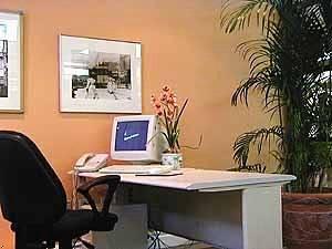 Knutsford Court Hotel