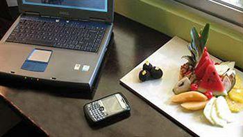 Knutsford Court Hotel