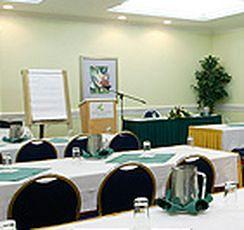 Knutsford Court Hotel