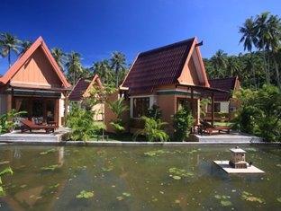 Ko Kut Ao Phrao Beach Resort