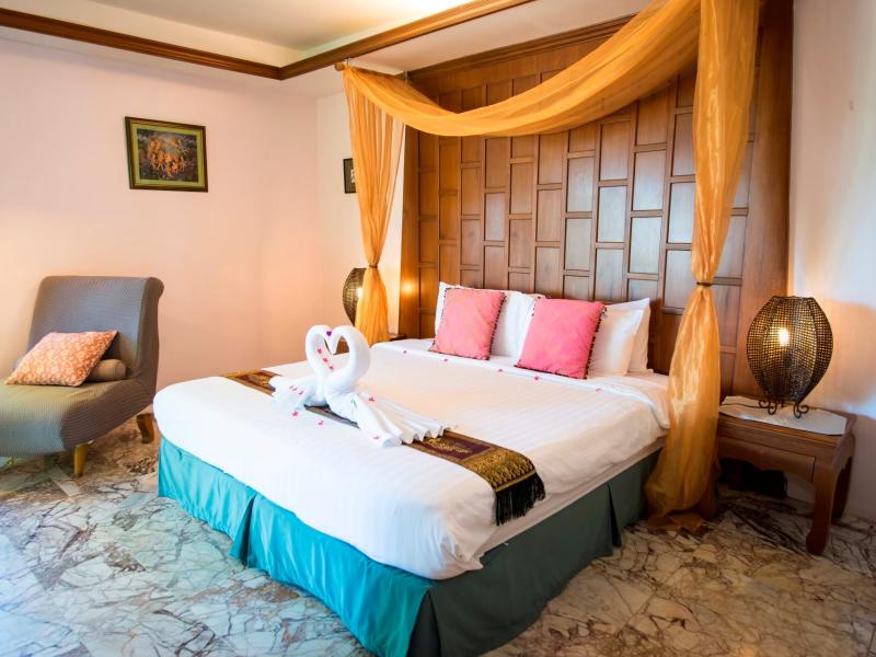 Koh Chang Cliff Beach Resort