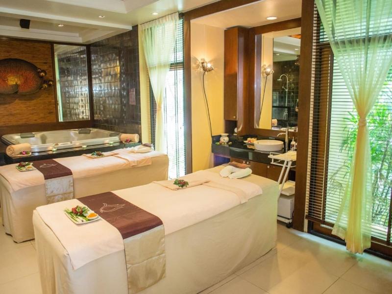 Centara Koh Chang Tropicana Resort