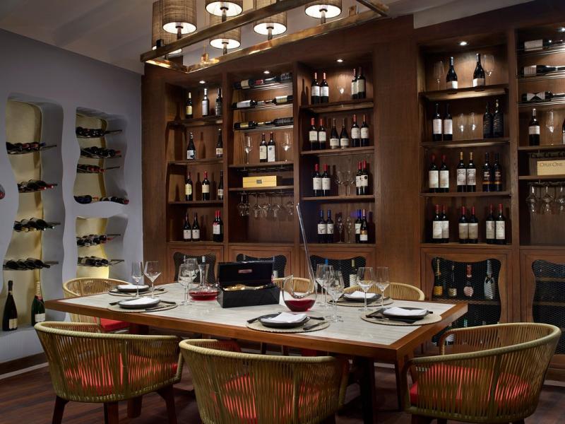 Anantara Veli Resort & Spa Maldives