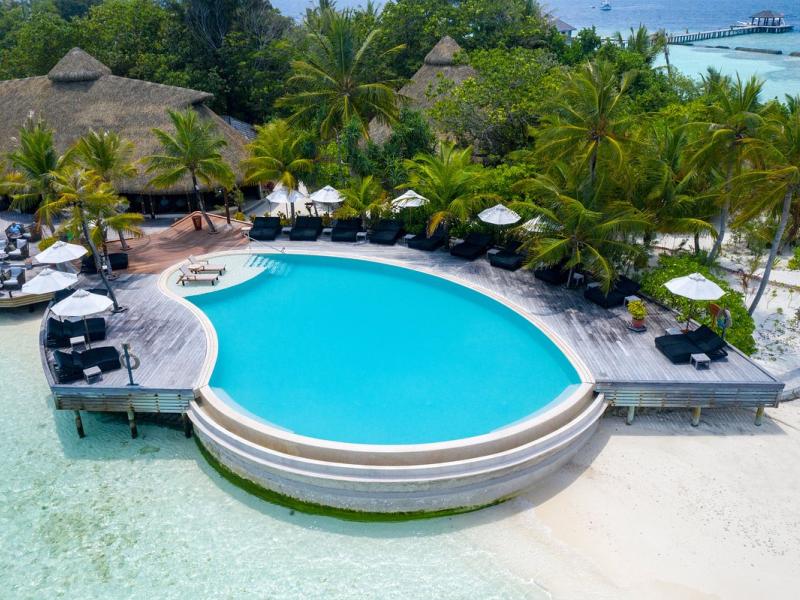 Komandoo Maldives Island Resort