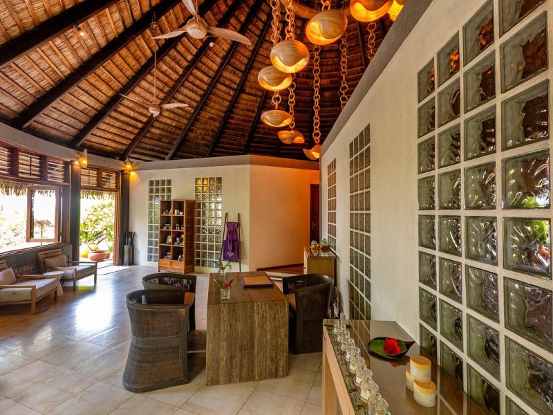 Komandoo Maldives Island Resort