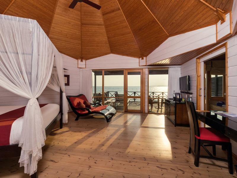 Komandoo Maldives Island Resort