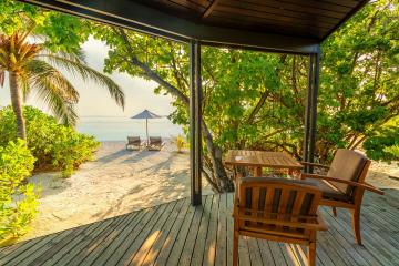 Отель Komandoo Maldives Island Resort Мальдивы, Лавияни Атолл, фото 31
