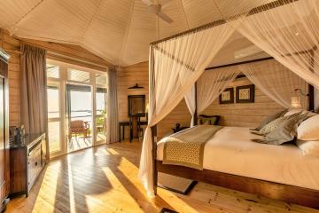 Отель Komandoo Maldives Island Resort Мальдивы, Лавияни Атолл, фото 38