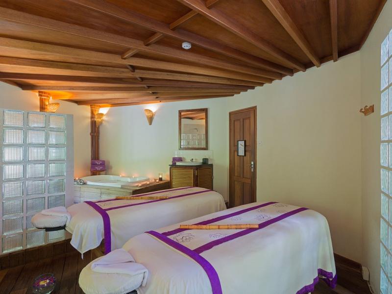 Komandoo Maldives Island Resort