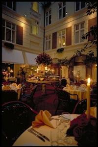 First Hotel Kong Frederik