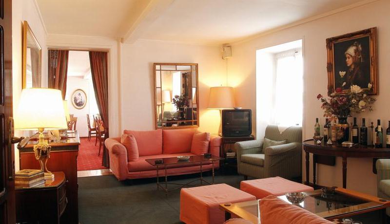 Konstantinoupolis Hotel
