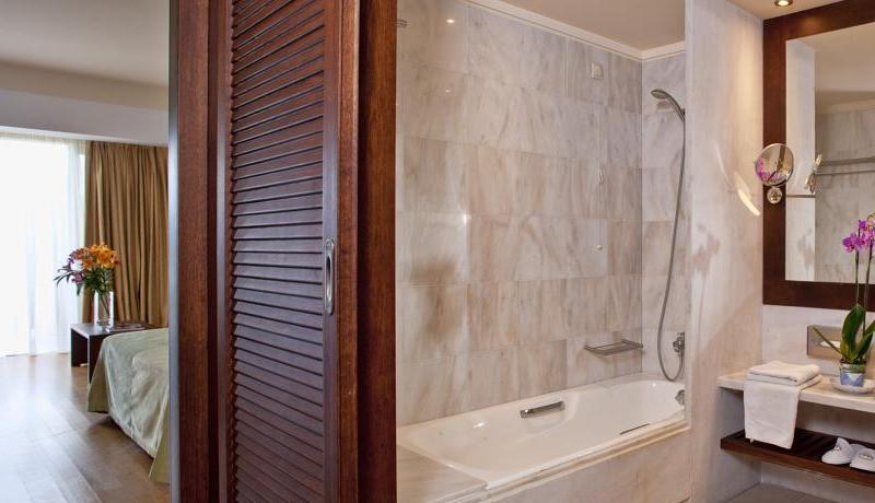 Kontokali Bay Resort & Spa