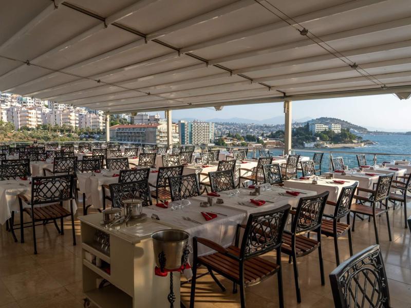 Korumar Deluxe Hotel