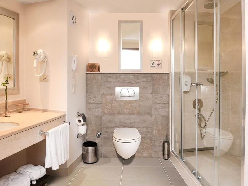 Korumar Deluxe Hotel