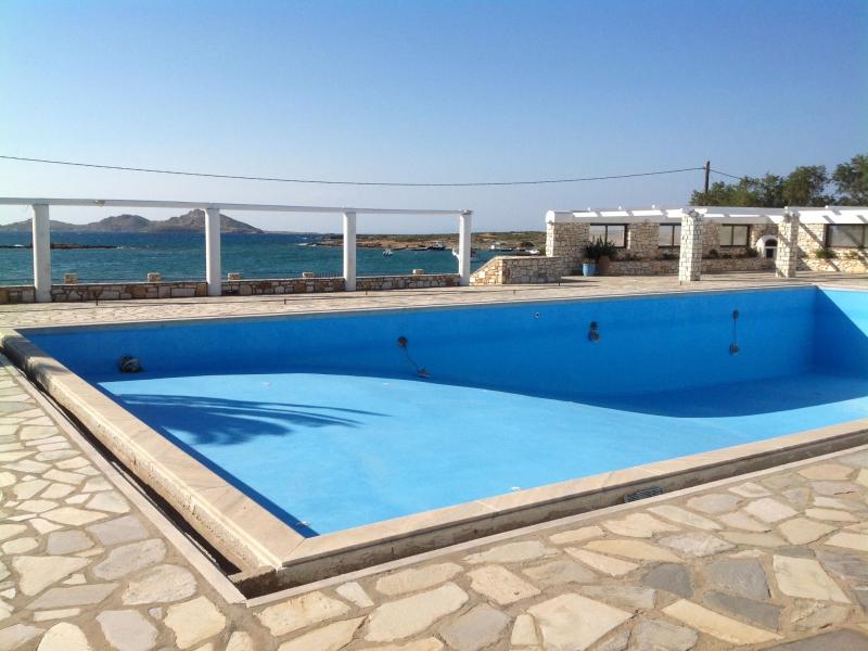 Cosme, a Luxury Collection Resort, Paros