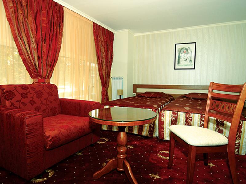 Hotel Cosmos
