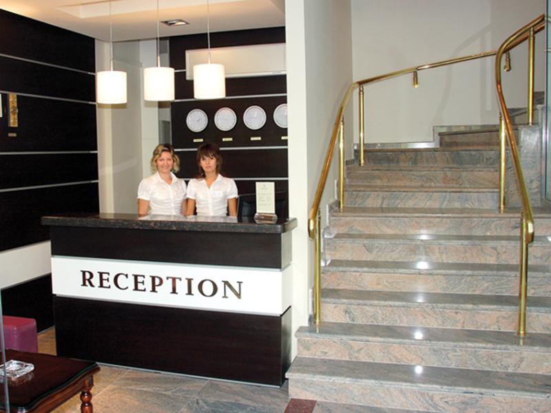 Hotel Cosmos