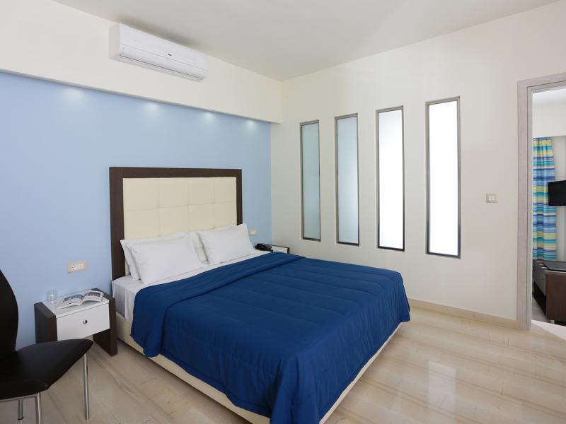 Paralos Kosta Alimia